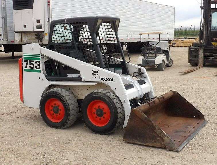 R-898 Bobcat 753 Skid Steer