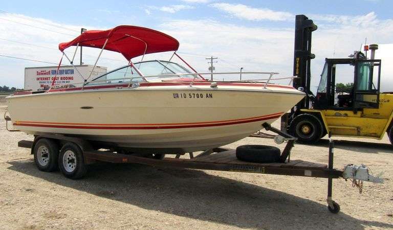 R-581 1979 Sea Ray 19' Boat