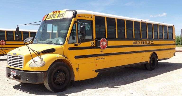 R-1238 2008 Freightliner Bus