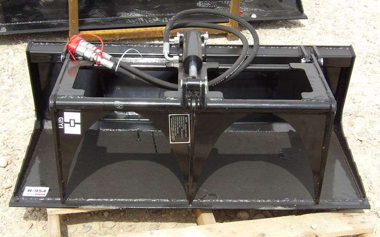 R-954 Mini Skid Steer Grappler