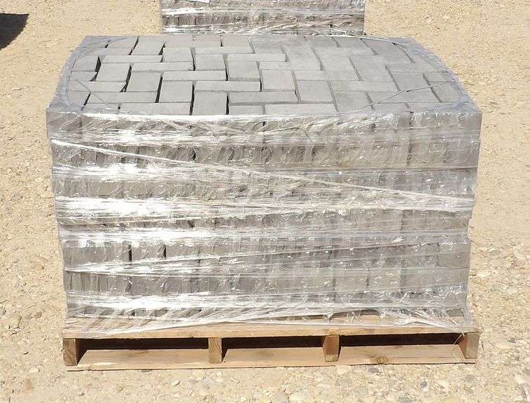 R-1235 Landscape Bricks