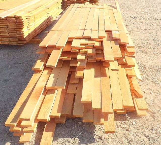 R-1199 Douglas Fir 1x4 Lumber