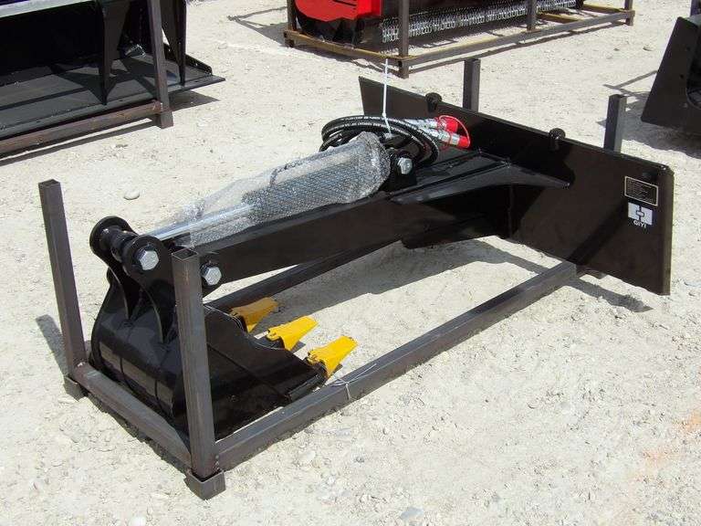 R-944 Skid Steer Backhoe Attachment