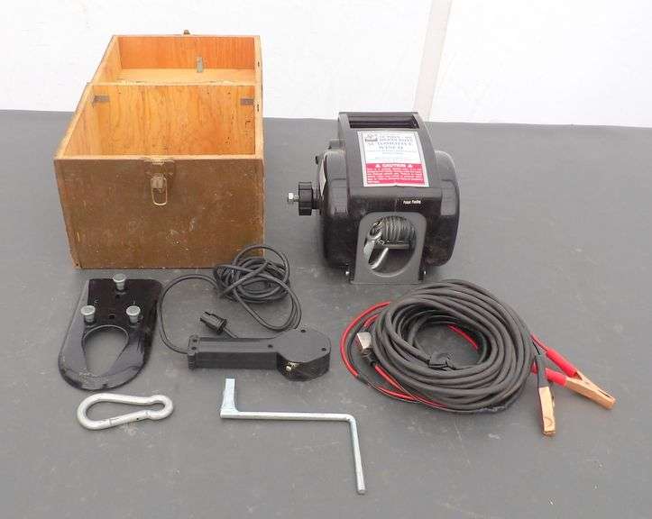 R-818 MVP Travel-Pro Automotive Winch