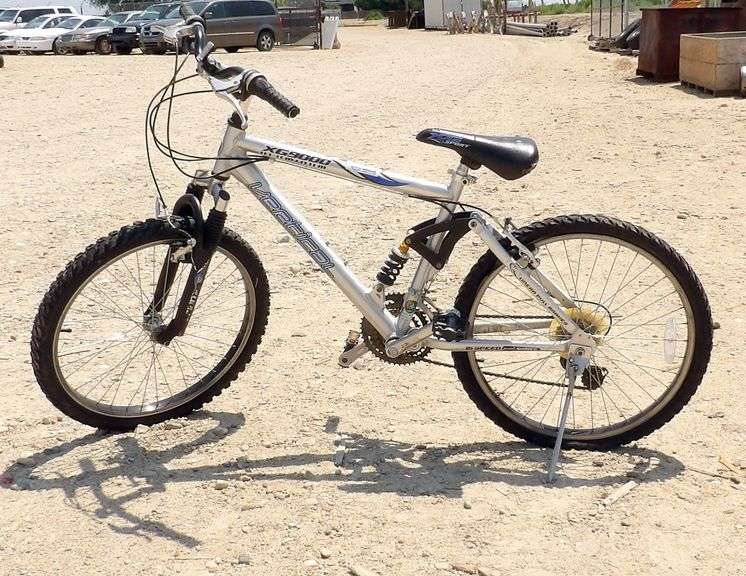 R-932 Vertical Mountain Bike