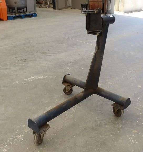 R-1182 Engine Stand
