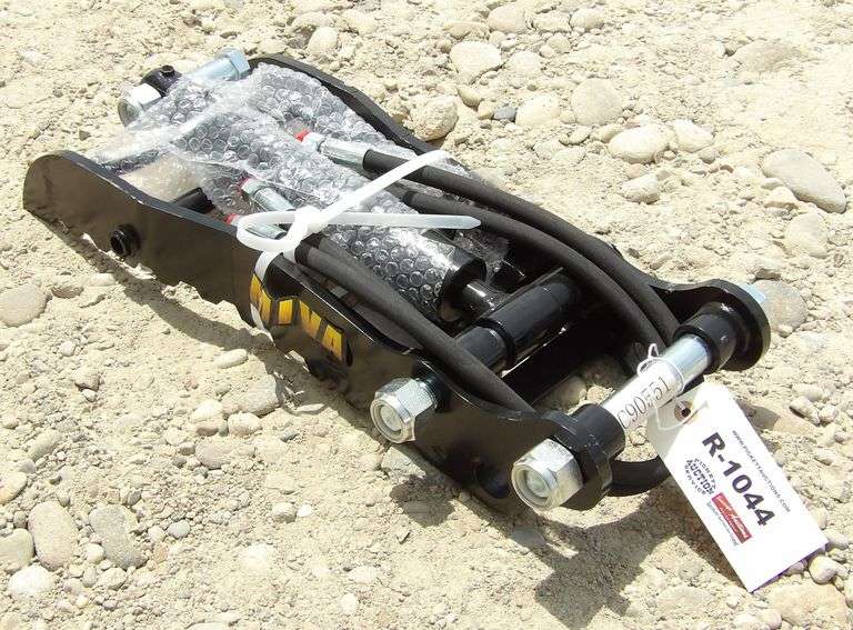 R-1044 Mini Excavator Hydraulic Thumb