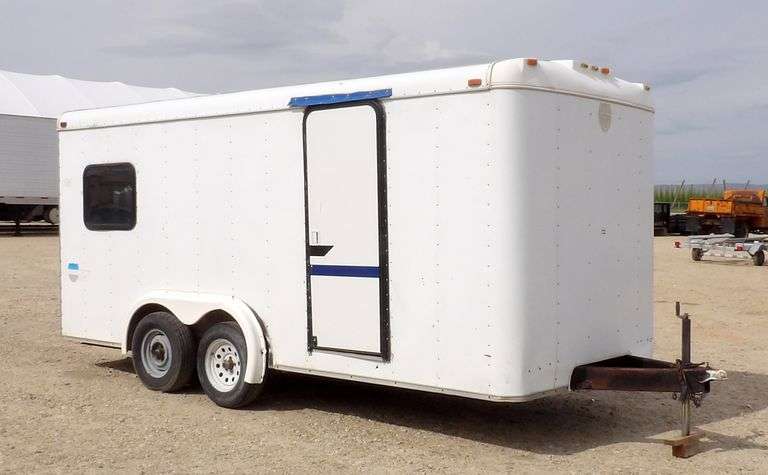 R-883 2000 Interstate West Cargo Trailer