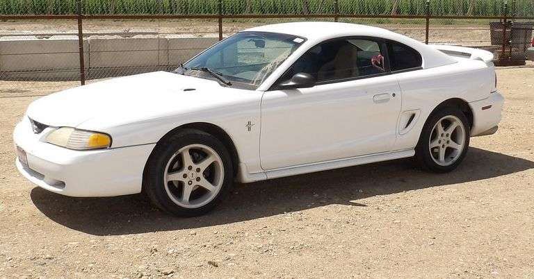 R-614 1996 Ford Mustang