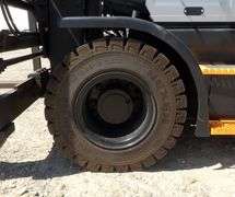 R-483 Crown CG70S-7 LP Lift Truck
