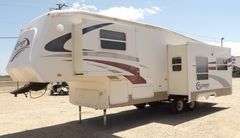R-590 2005 Cruiser 5th Wheel Travel Trailer