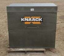 R-596 Knaack Job Box