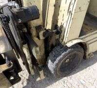 R-618 Lektro Electric Forklift