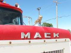 R-544  1979 Mack Commodity Truck