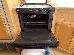 R-590 2005 Cruiser 5th Wheel Travel Trailer