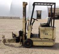R-618 Lektro Electric Forklift