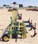 R-634 3-Point Planter