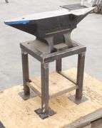 R-748 Anvil + Stand