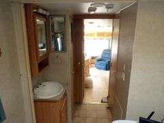 R-590 2005 Cruiser 5th Wheel Travel Trailer