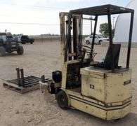 R-618 Lektro Electric Forklift