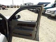 R-1225 2006 Mercury  Sedan