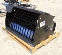 R-1061 Skid Steer Mixing Bucket