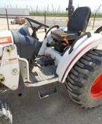 R-589  Bobcat CT230 Tractor