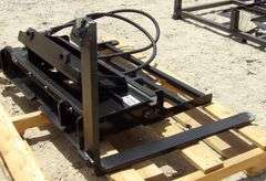 R-1025 Mini Skid Steer Forks & Mast