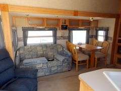 R-590 2005 Cruiser 5th Wheel Travel Trailer