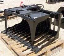 R-958 Mini Skid Steer Grapple