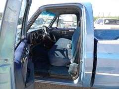 R-853 1984 Chevy Silverado 20 3/4 Ton 4X4 Pickup