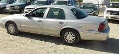 R-1225 2006 Mercury  Sedan