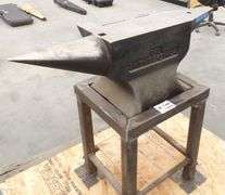 R-748 Anvil + Stand
