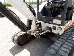 R-587  Bobcat 337 Mini Excavator