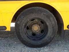 R-1238 2008 Freightliner Bus