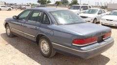 R-750 1997 Crown Victoria LX