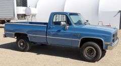 R-853 1984 Chevy Silverado 20 3/4 Ton 4X4 Pickup