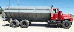 R-544  1979 Mack Commodity Truck