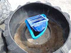 R-631 Livestock Tire Feeders