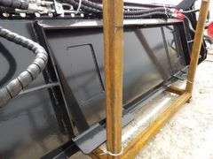 R-953 Skid Steer 4 in 1 Bucket