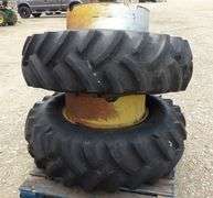 R-611 John Deere 2355N Tractor