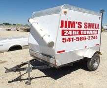 R-524 Enclosed Trailer