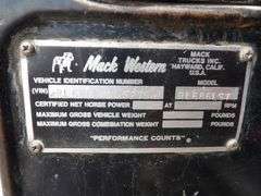R-571  1979 Mack Commodity Truck