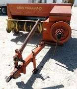 R-832 New Holland Hayliner 315 Baler