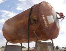R-654  Diesel Fuel Tank + Stand