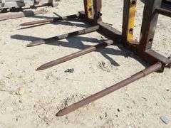 R-1126 Bale Spear