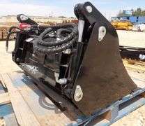 R-1057 Mini Skid Steer 4 in 1 Bucket