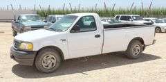 R-829 2002 Ford F150 XL Pickup