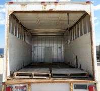 R-619 2002 Chevrolet 3500 Box Van