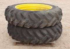 R-882 Kelly-Springfield Tractor Tires & Wheels (2)